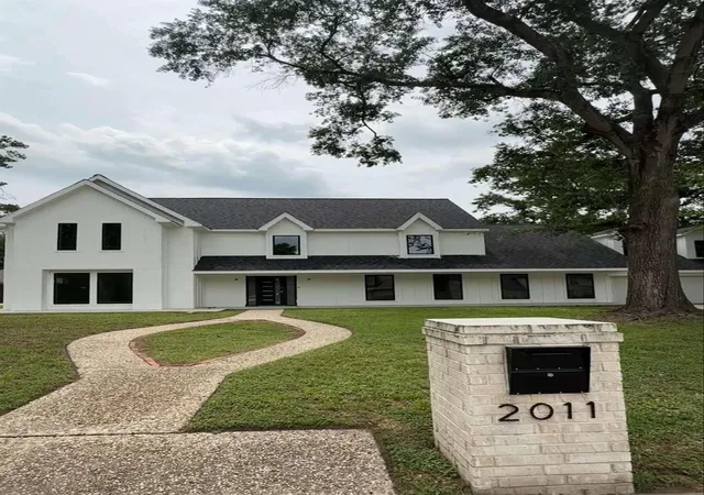 Photo 1 of Single family home for sale at 2011 Wagon Gap Trl, Houston, TX 77090 | MLS# 41354329 | Listing updated on 2026-09-04