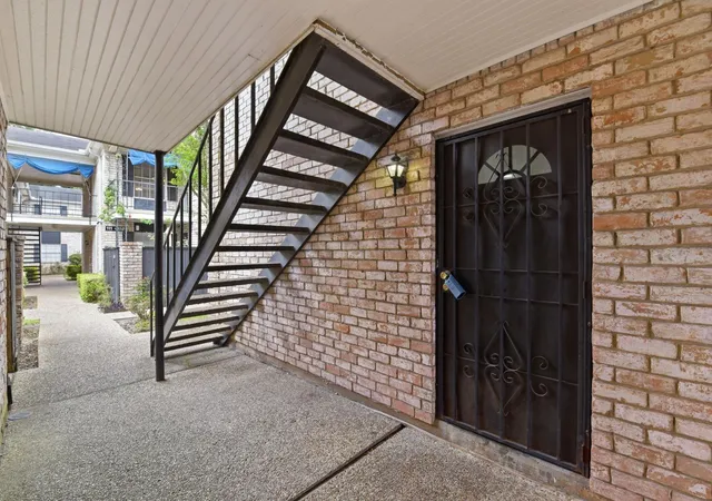 2nd image of 7900 Westheimer Rd #147, Houston, TX 77063 | MLS# 58635914