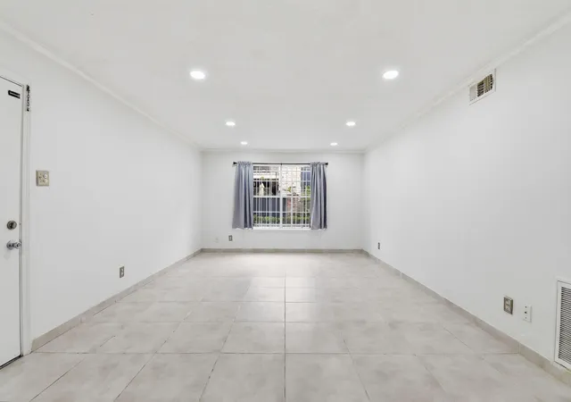 5th image of 7900 Westheimer Rd #147, Houston, TX 77063 | MLS# 58635914