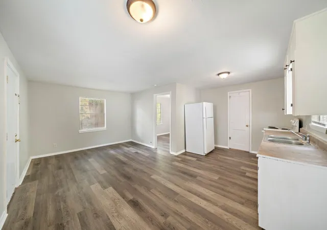 Photo 2 of Multi family home for sale at 404 N 7th Street, Baytown, TX 77520 | MLS# 97041359 | Listing updated on 2026-08-17