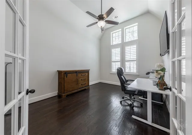 Photo 3 of Single family home for sale at 27546 Kingsland Pl Ln, Fulshear, TX 77441 | MLS# 36273161 | Listing updated on 2026-09-20