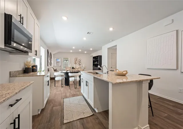 5th image of 3034 Bloomsbury Terrace Dr, Fulshear, TX 77441 | MLS# 26422944