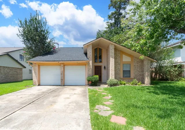 Photo 1 of Sale Pending at 17315 Glenhew Rd, Humble, TX 77396 | MLS# 92699215 | Listing updated on 2026-09-14