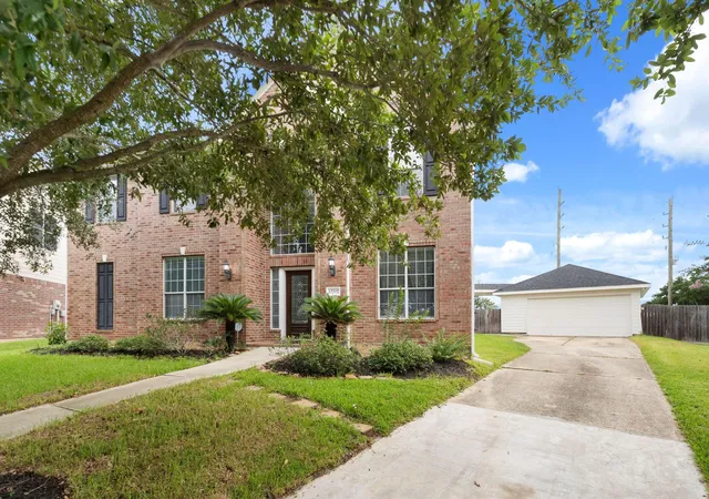 2nd image of 12702 Robins Crest Dr, Tomball, TX 77377 | MLS# 64125808