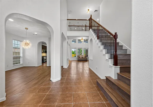 Photo 3 of Sale Pending at 6130 Riverchase Glen Dr, Kingwood, TX 77345 | MLS# 40671312 | Listing updated on 2026-08-25