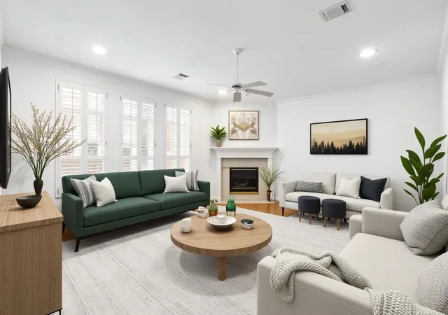 2nd image of 5913 Dolores St #B, Houston, TX 77057 | MLS# 81525922