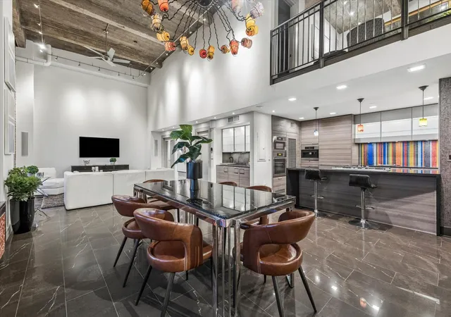 Photo 1 of Condo for sale at 915 Franklin St #9N, Houston, TX 77002 | MLS# 34924657 | Listing updated on 2026-08-17