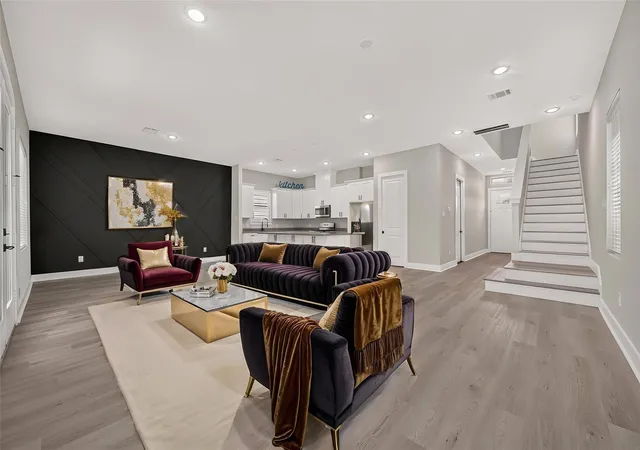 2nd image of 4930 Wunder Wy, Houston, TX 77069 | MLS# 90898331