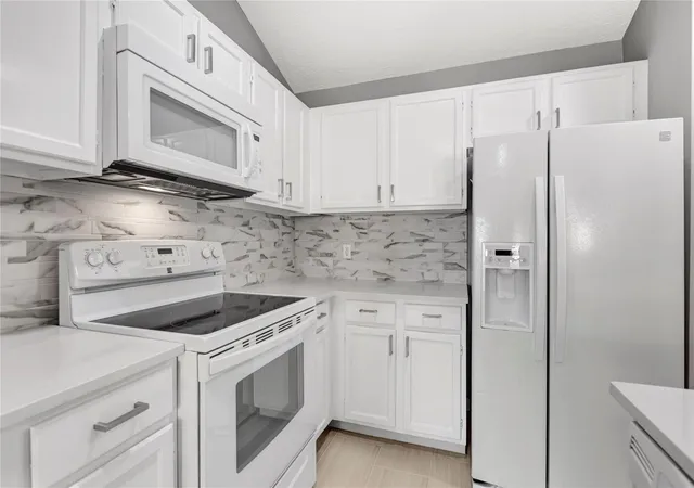 4th image of 16707 Ashmoor Ct, Houston, TX 77058 | MLS# 92898144