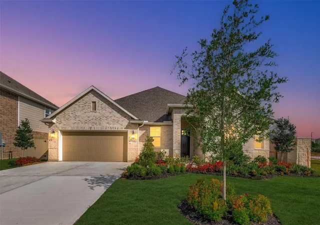 1st image of 3302 Wickfield Pass Ln, Alvin, TX 77511 | MLS# 49694403