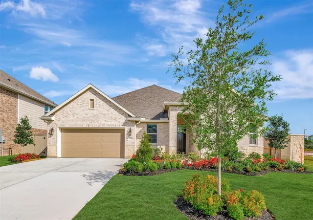 2nd image of 3302 Wickfield Pass Ln, Alvin, TX 77511 | MLS# 49694403