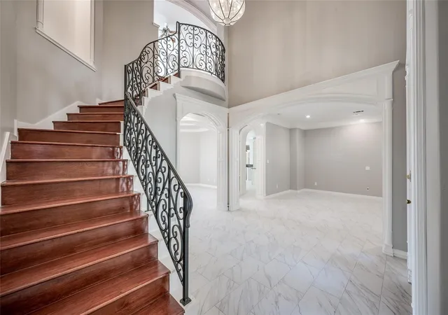 5th image of 86 Pipers Walk, Sugar Land, TX 77479 | MLS# 45132415