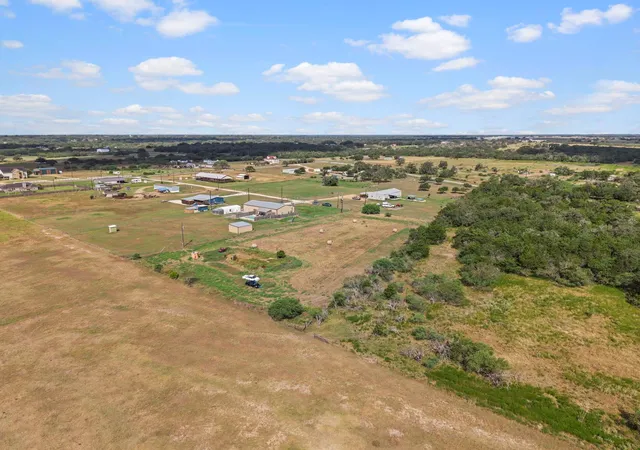 11th image of 150 Private Road 4001, Yoakum, TX 77995 | MLS# 54368331