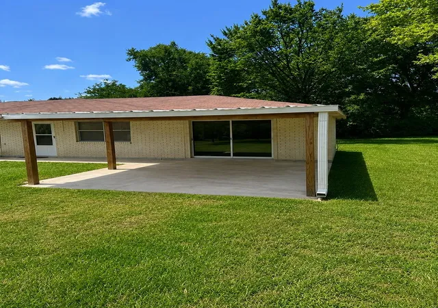 Photo 2 of Single family home for sale at 1003 Martin Luther King, Montgomery, TX 77356 | MLS# 11211533 | Listing updated on 2026-08-13