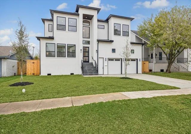 Single family home for sale at 4509 Mimosa Dr, Bellaire, TX 77401 | MLS# 44830042