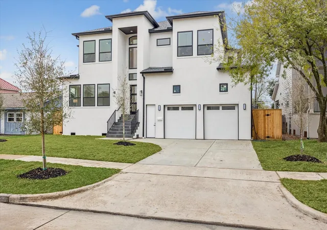 Photo 1 of Single family home for sale at 4509 Mimosa Dr, Bellaire, TX 77401 | MLS# 44830042 | Listing updated on 2026-09-20