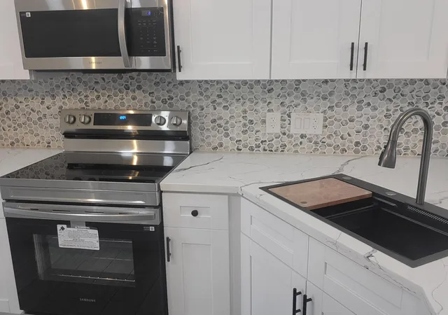 Photo 3 of Sale Pending at 1409 N Avenue S, Freeport, TX 77541 | MLS# 17790890 | Listing updated on 2026-09-18