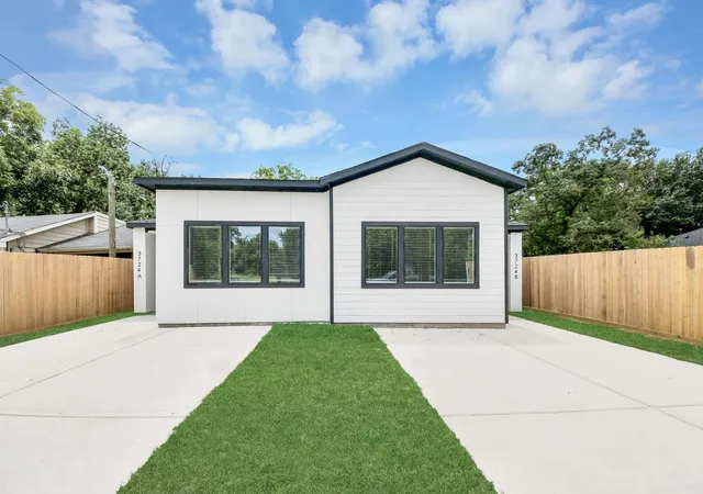 3rd image of 3724 Rebecca St, Houston, TX 77021 | MLS# 31139117