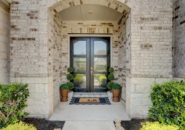 image of 10615 Parkwood Ct, Missouri City, TX 77459 | MLS# 42351267