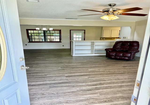 4th image of 110 Glenview St, Crockett, TX 75835 | MLS# 91607788