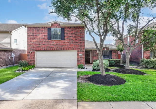 1st image of 11304 Morning Brook Dr, Pearland, TX 77584 | MLS# 65090856