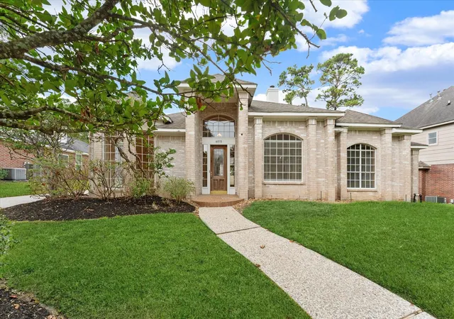 2nd image of 6015 Rapid Creek Ct, Kingwood, TX 77345 | MLS# 54836835