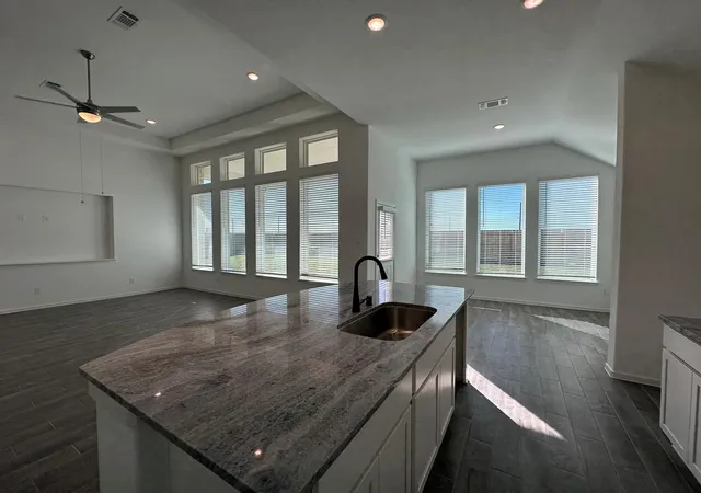 Photo 4 of Single family home for sale at 1048 Apple Ridge Rd, Magnolia, TX 77355 | MLS# 34478924 | Listing updated on 2026-10-09