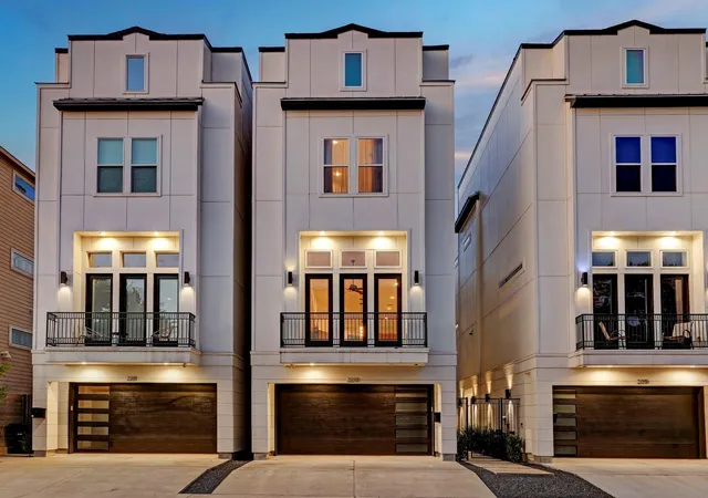 1st image of 2213 Francis St, Houston, TX 77004 | MLS# 71980200