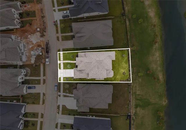 2nd image of 31422 Bluebell Ave, Fulshear, TX 77423 | MLS# 49391912
