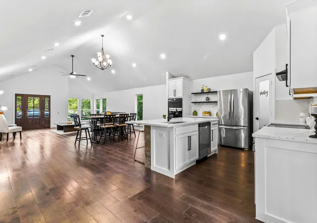 Photo 1 of Single family home for sale at 112 Glen Hvn, Livingston, TX 77351 | MLS# 89658099 | Listing updated on 2026-08-21