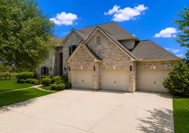 Photo 2 of Single family home for sale at 14926 Terra Point Dr, Cypress, TX 77429 | MLS# 51560682 | Listing updated on 2026-09-20