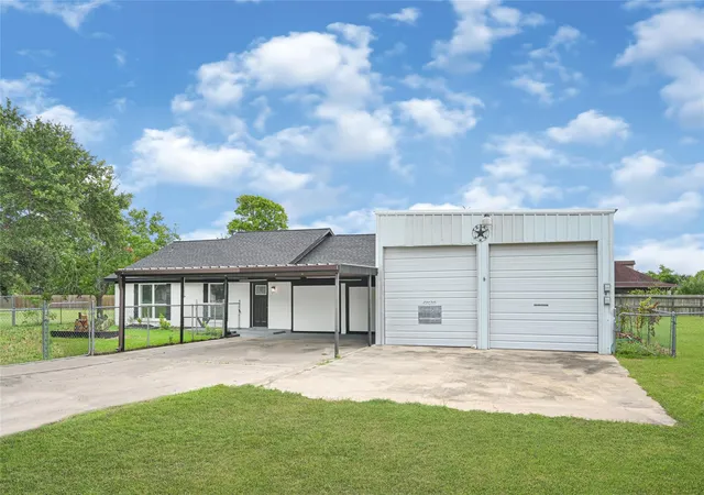 3rd image of 1434 County Road 850, Alvin, TX 77511 | MLS# 32443589