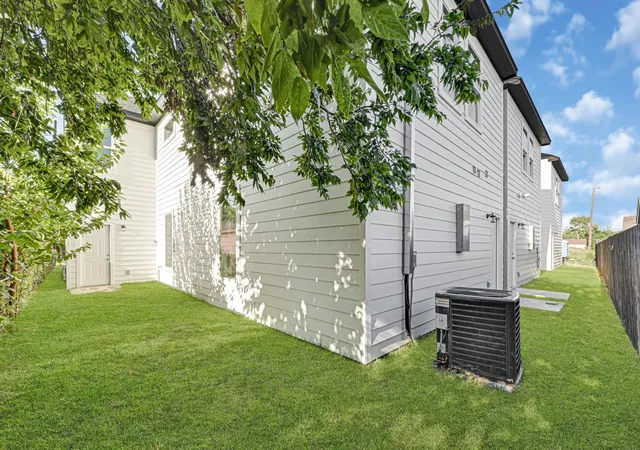 15th image of 7957 Booker St #A/B, Houston, TX 77028 | MLS# 63738922