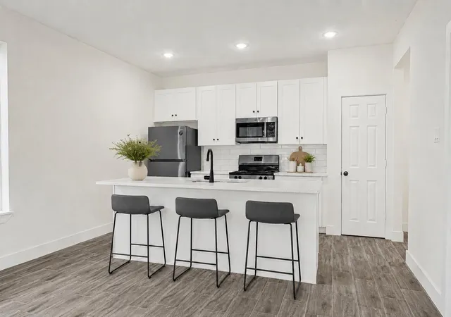 5th image of 7957 Booker St, Houston, TX 77028