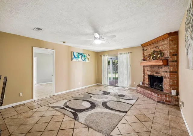 5th image of 4202 Townes Forest Rd, Friendswood, TX 77546 | MLS# 14716624