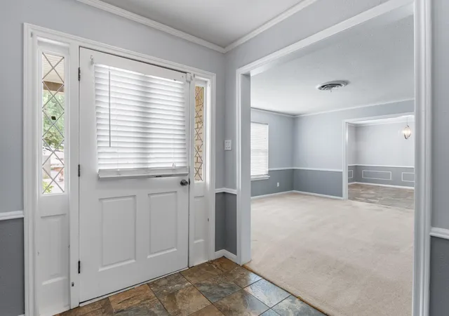 Photo 3 of Single family home for sale at 2613 Oak Dr, Bay City, TX 77414 | MLS# 41105851 | Listing updated on 2026-08-15