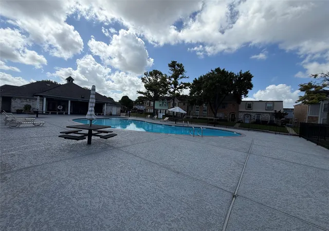26th image of 11002 Hammerly Blvd #171, Houston, TX 77043 | MLS# 26978089
