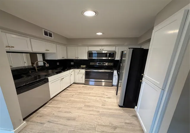 Photo 3 of Condo for sale at 11002 Hammerly Blvd #171, Houston, TX 77043 | MLS# 26978089 | Listing updated on 2026-08-21