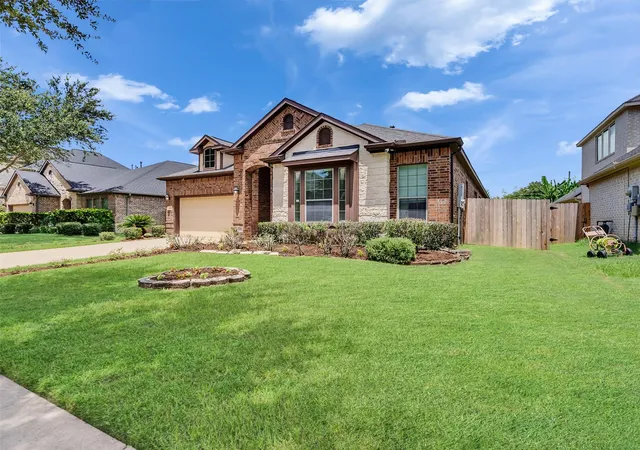 1st image of 4618 Morning Cloud Ln, Sugar Land, TX 77479 | MLS# 15421052