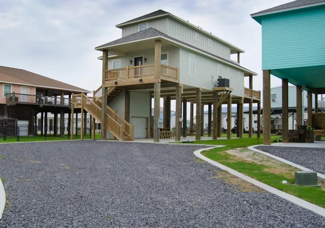 43rd image of 1998 Royalville Ct, Crystal Beach, TX 77650 | MLS# 33708475