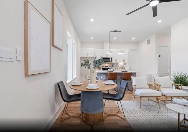 4th image of 6528 Weston St, Houston, TX 77021