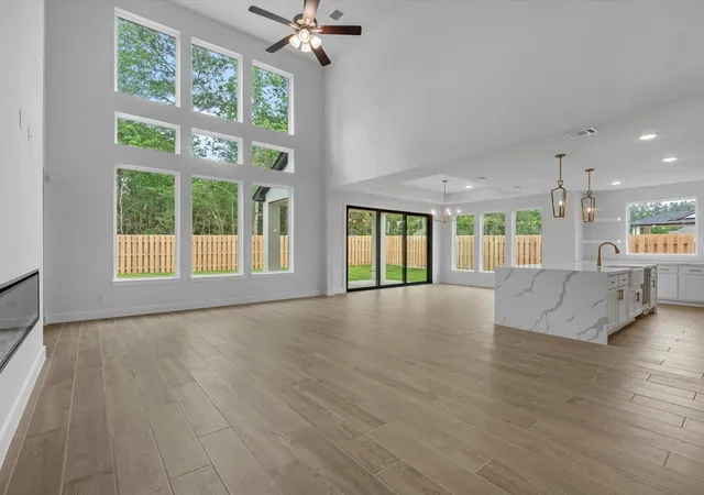 Photo 2 of Single family home for sale at 41948 Shoal St, Montgomery, TX 77316 | MLS# 70571713 | Listing updated on 2026-09-12
