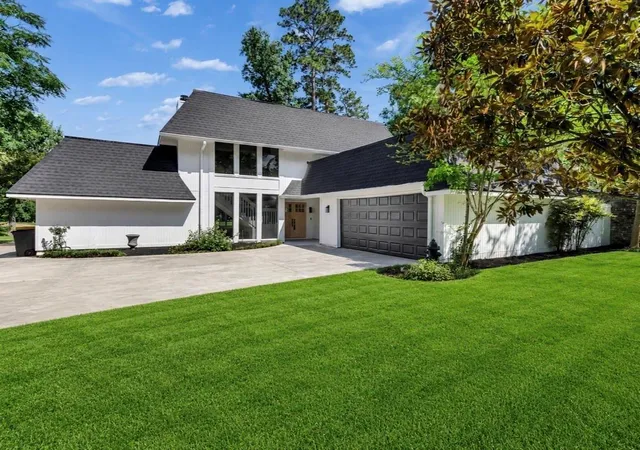 Photo 1 of Single family home for sale at 26 Cherry Hl Dr, Conroe, TX 77304 | MLS# 44807065 | Listing updated on 2026-09-17
