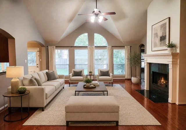 Photo 1 of Single family home for sale at 7 Wild Orchid Ct, Conroe, TX 77385 | MLS# 46141028 | Listing updated on 2026-09-02
