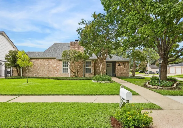 1st image of 1902 Eagle Falls St, Houston, TX 77077 | MLS# 74451122