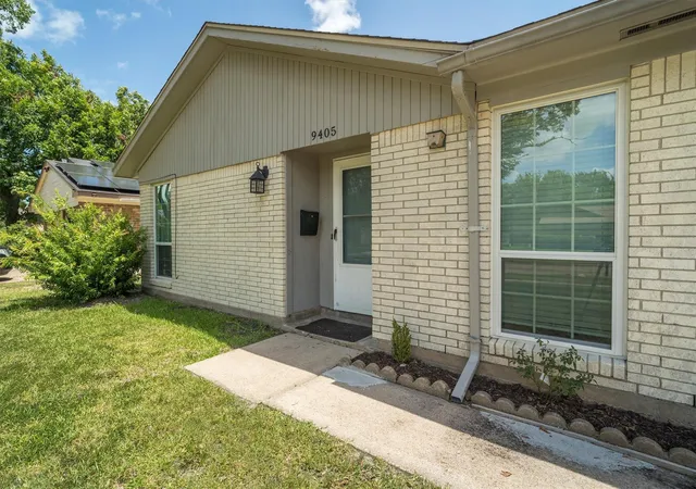 3rd image of 9405 Vicksburg Ave, Texas City, TX 77591 | MLS# 17021865