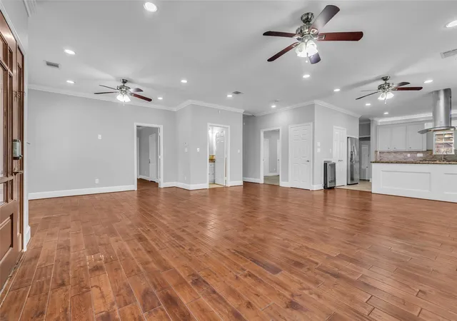 Photo 4 of Sale Pending at 1607 Houston Ave, Houston, TX 77007 | MLS# 84255658 | Listing updated on 2026-08-15