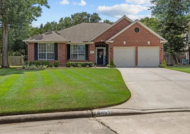 Photo 1 of Single family home for sale at 2015 E Trl Water Ct, Kingwood, TX 77339 | MLS# 14807963 | Listing updated on 2026-09-13