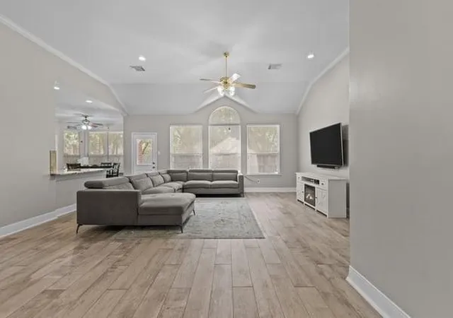 Photo 2 of Single family home for sale at 2015 E Trl Water Ct, Kingwood, TX 77339 | MLS# 14807963 | Listing updated on 2026-09-13
