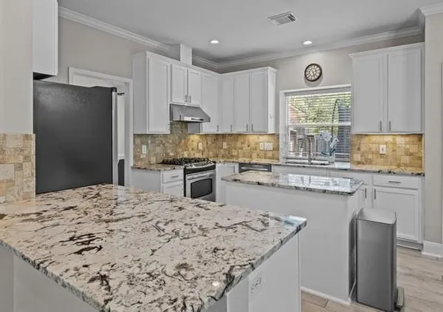 Photo 3 of Single family home for sale at 2015 E Trl Water Ct, Kingwood, TX 77339 | MLS# 14807963 | Listing updated on 2026-09-13